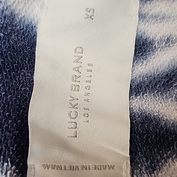 LUCKY BRAND TIE-DYED SWEAT SHIRT RELAXED FIT SIZE XS FITS LIKE SM TO MED - Picture 6 of 6